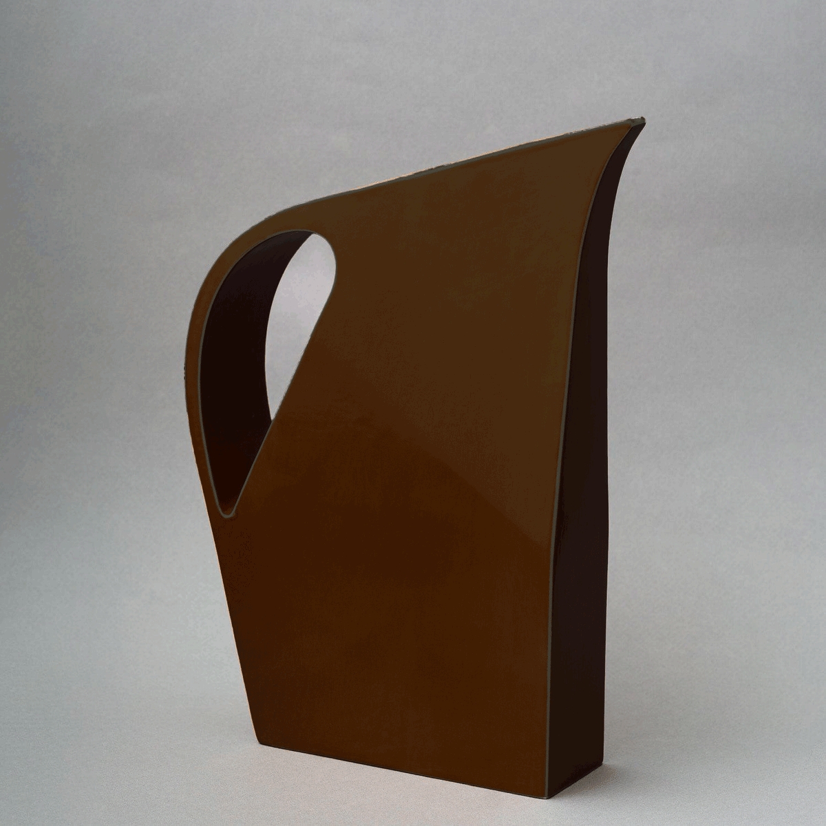 Yuro Cuchor – 'Zuza' Ceramic Jug (Chocolate Brown)