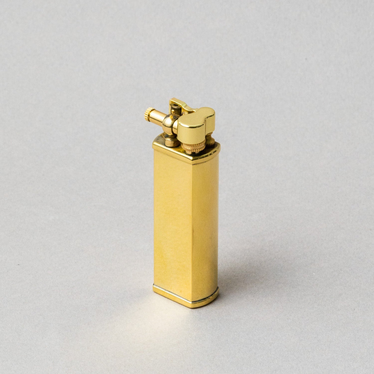 TSUBOTA PEARL - Bolbo Gold Lighter